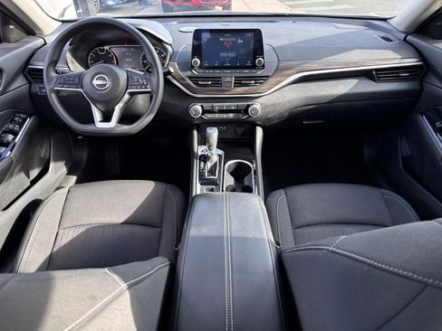 Used 2023 Nissan Altima 2.5 SV image 21