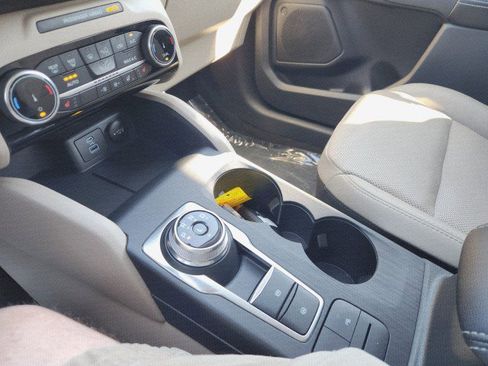 Used 2022 Ford Escape Titanium w/ Class II Trailer Tow Package image 46