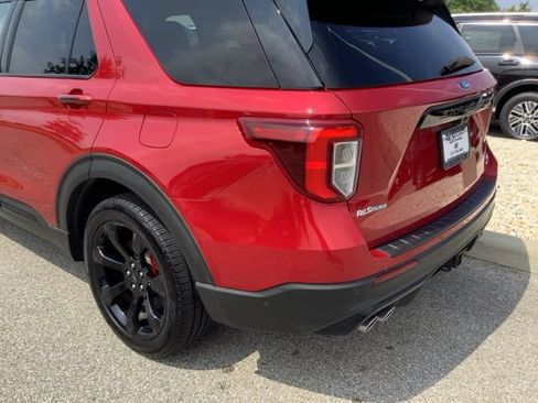 Used 2021 Ford Explorer ST w/ Equipment Group 401A AWD/4WD image 35