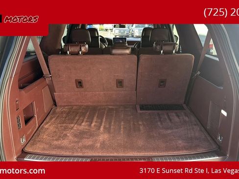 Used 2020 Lincoln Navigator L Black Label w/ Cargo Convenience Package AWD/4WD image 11