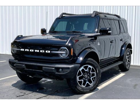 Used 2024 Ford Bronco Outer Banks AWD/4WD image 1