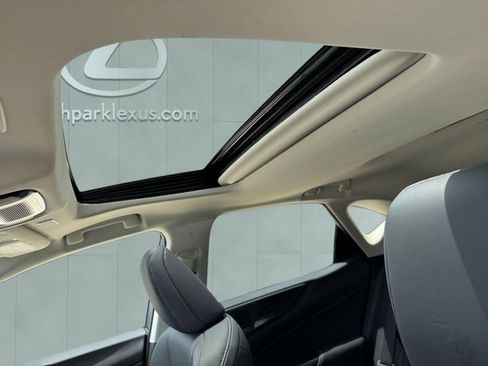 Certified 2026 Lexus NX 350 AWD w/ Accessory Package (Z2) image 27