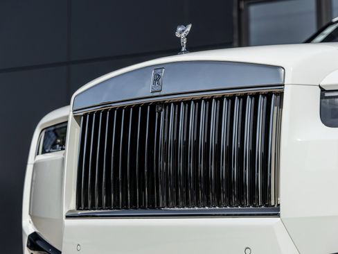 New 2026 Rolls-Royce Cullinan image 18