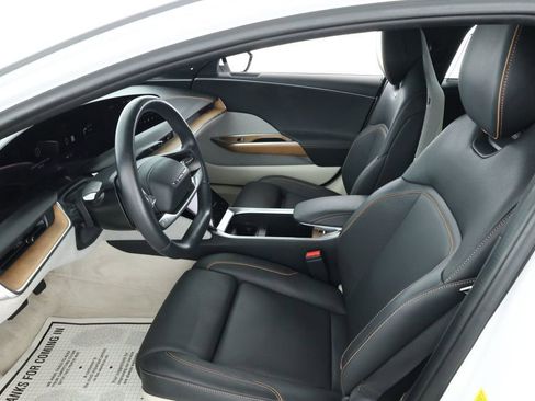 Used 2023 Lucid Air Touring image 22