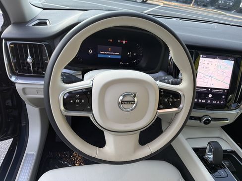 Certified 2024 Volvo S60 B5 Core w/ Climate Package AWD/4WD image 18