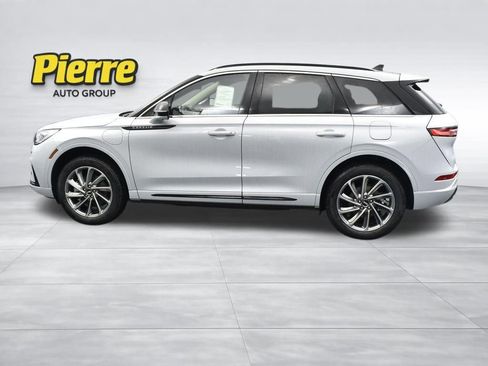 New 2026 Lincoln Corsair Grand Touring image 2