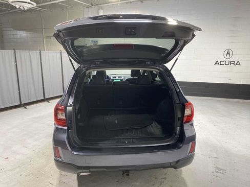 Used 2015 Subaru Outback 2.5i Limited image 19