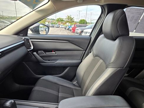 Used 2024 MAZDA CX-50 AWD 2.5 S w/ Premium Package image 23