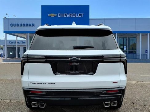 New 2026 Chevrolet Traverse RS w/ LPO, Floor Liner Package image 5