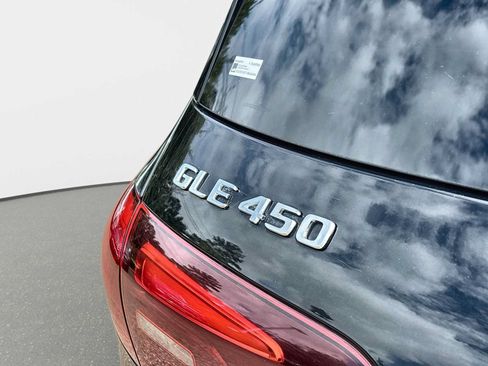 Used 2024 Mercedes-Benz GLE 450 4MATIC image 16