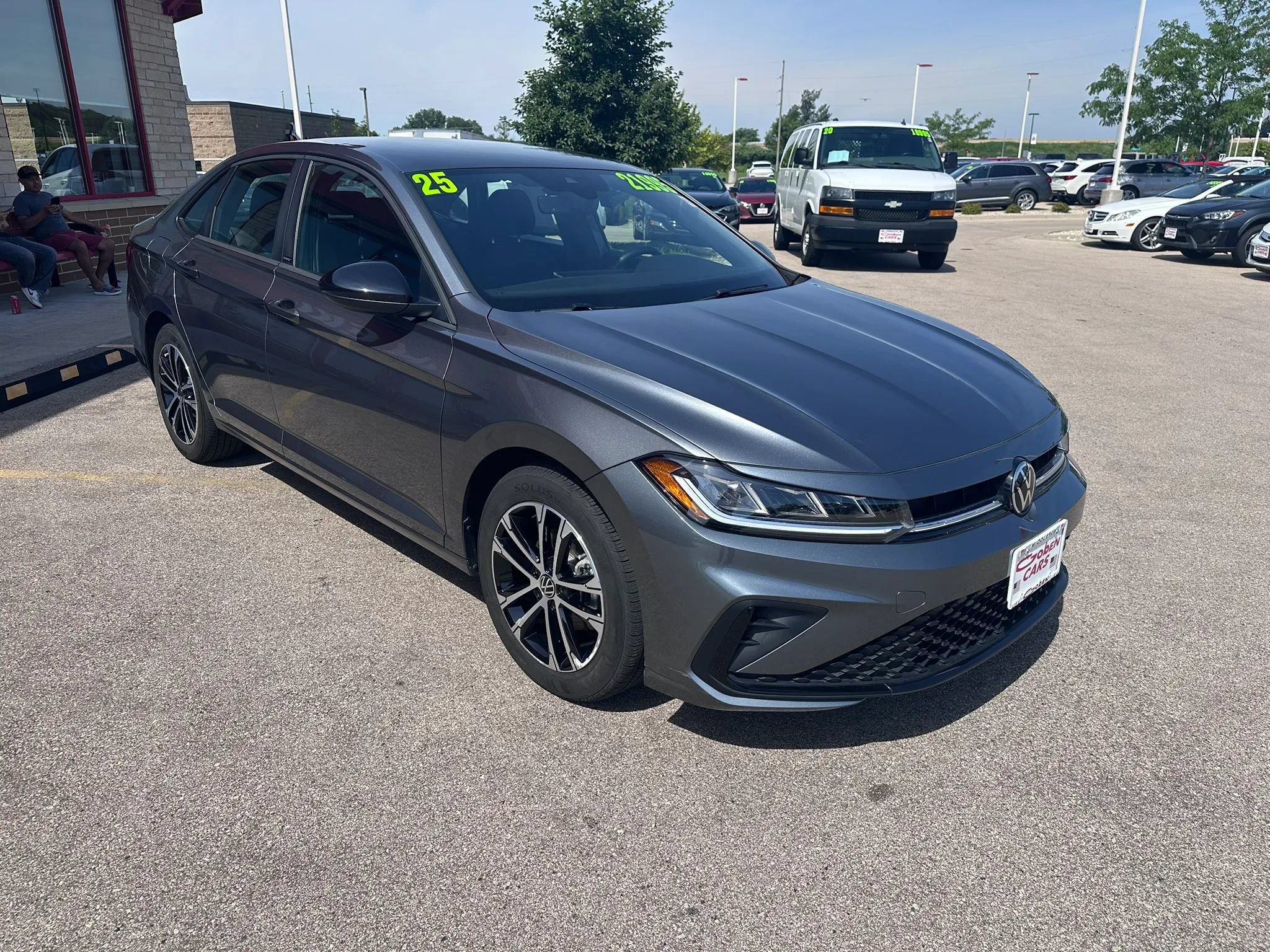 Used 2025 Volkswagen Jetta Sport FWD image 3