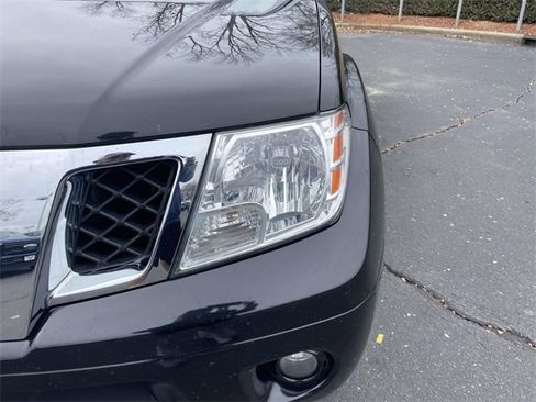 Used 2021 Nissan Frontier SV image 36
