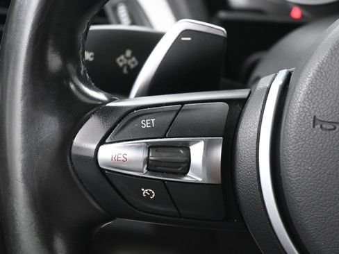 Used 2016 BMW M235i Coupe image 22