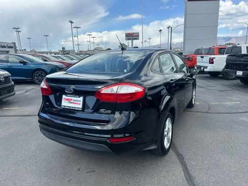 Used 2018 Ford Fiesta SE FWD image 10