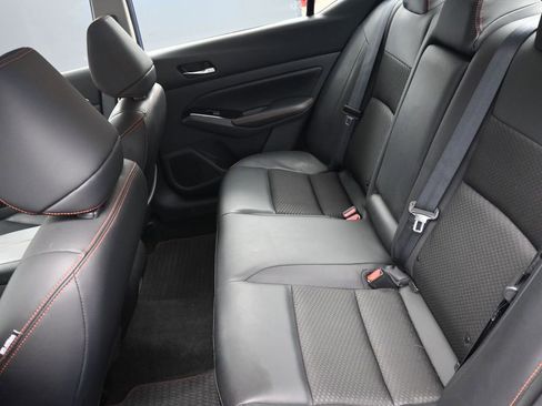 Used 2025 Nissan Altima 2.5 SR image 19