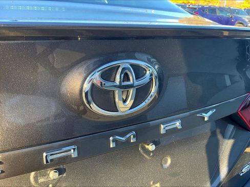 Used 2023 Toyota Camry SE image 33