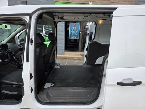 Used 2019 Ford Transit Connect XL image 22