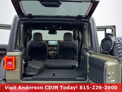 New 2026 Jeep Wrangler Unlimited Rubicon w/ Safety Group image 7