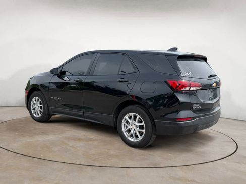 Used 2024 Chevrolet Equinox LS FWD image 5