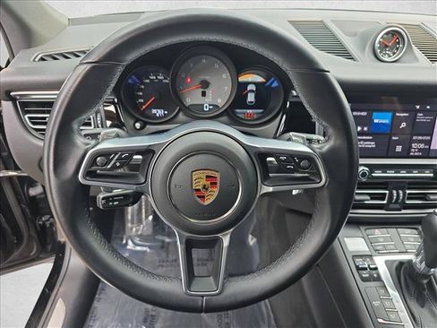 Used 2021 Porsche Macan S AWD/4WD image 18