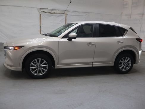 Used 2025 MAZDA CX-5 AWD 2.5 S w/ Preferred Package image 4