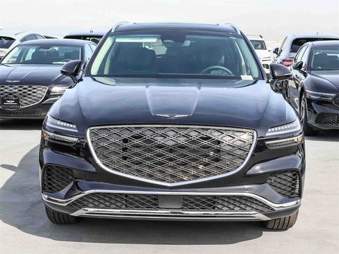 New 2026 Genesis GV70 2.5T Select image 2