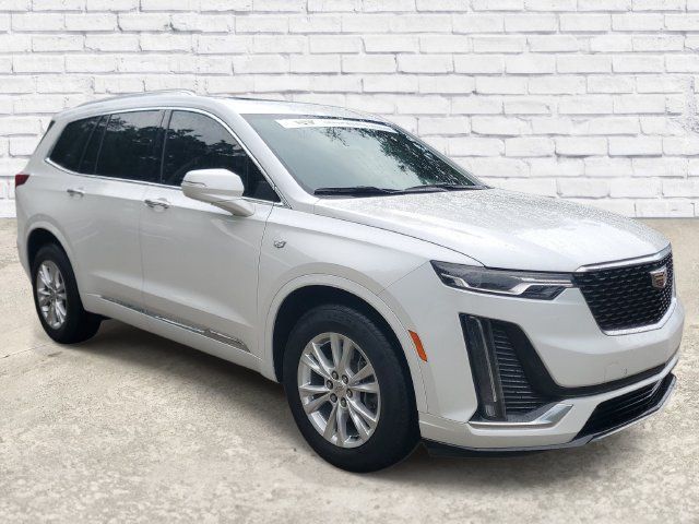 Certified 2024 Cadillac XT6 Luxury FWD image 5