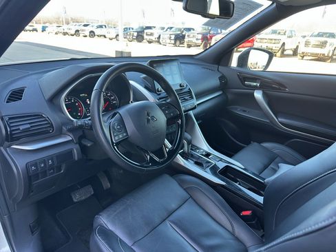 Used 2024 Mitsubishi Eclipse Cross SEL image 12