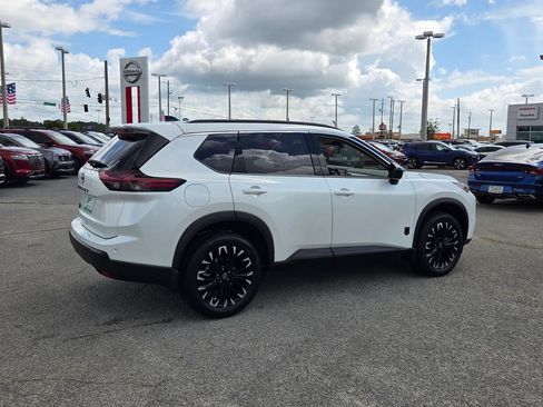 New 2026 Nissan Rogue Dark Armor FWD image 11