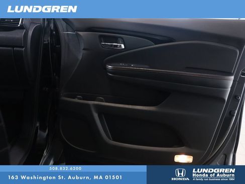 Used 2017 Honda Ridgeline Black Edition image 16