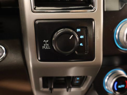 Used 2019 Ford F250 King Ranch w/ King Ranch Ultimate Package AWD/4WD image 9