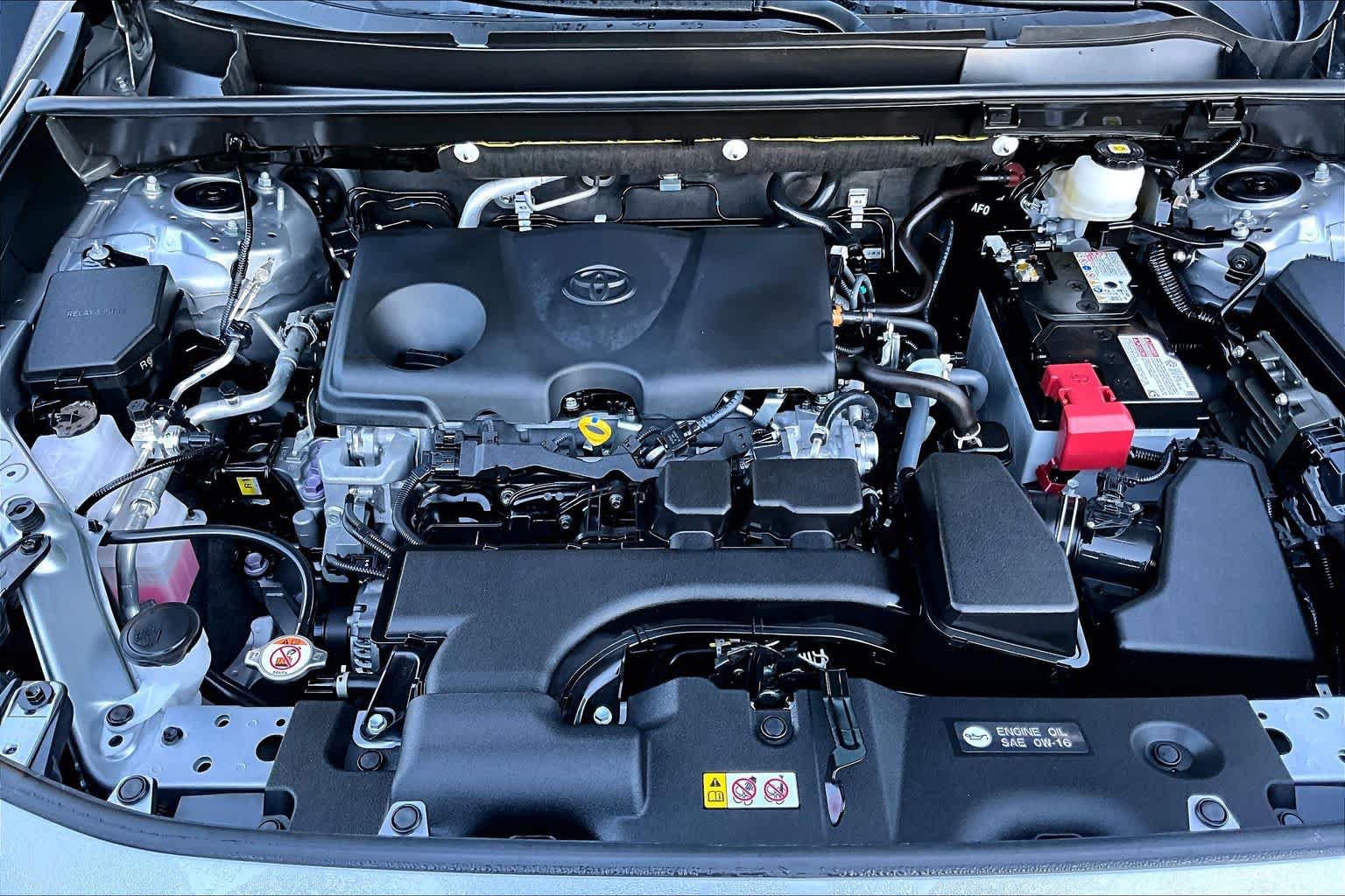 Certified 2025 Toyota RAV4 LE FWD image 32