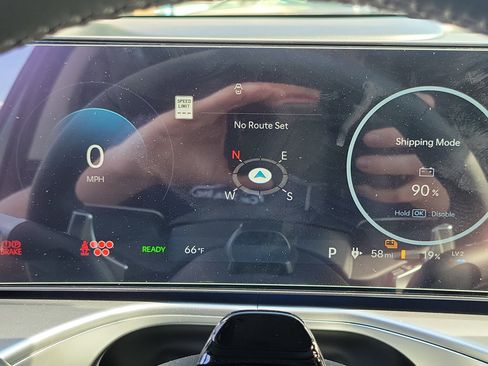 New 2026 Hyundai Ioniq 9 SEL AWD/4WD image 8