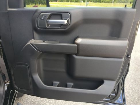New 2026 Chevrolet Silverado 1500 Custom w/ Turbomax Blackout Package AWD/4WD image 31