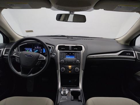 Used 2018 Ford Fusion S image 22