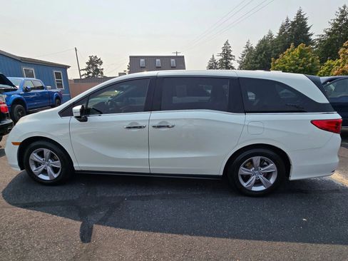 Used 2019 Honda Odyssey EX-L image 2