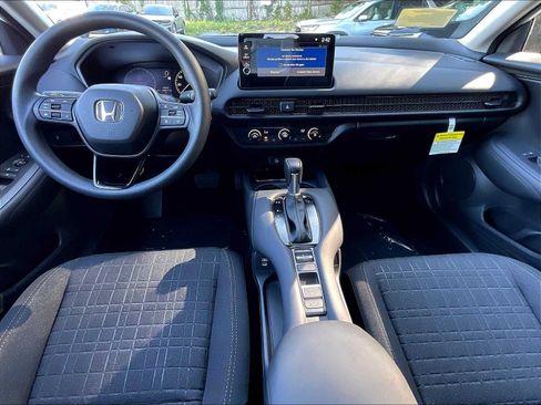 New 2026 Honda HR-V LX image 12