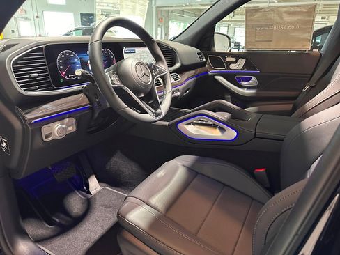 Used 2025 Mercedes-Benz GLE 350 4MATIC image 7
