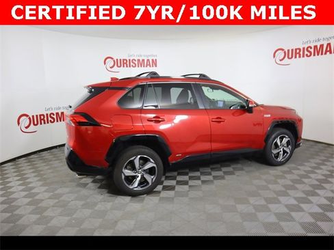 Used 2021 Toyota RAV4 SE w/ Weather & Moonroof Package image 11