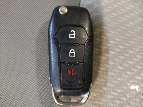 Used 2018 Ford EcoSport S image 32