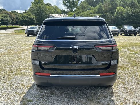 Used 2024 Jeep Grand Cherokee L Limited AWD/4WD image 6