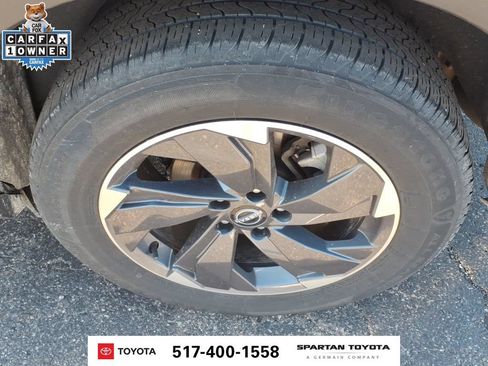 Used 2024 Nissan Rogue SV FWD image 10