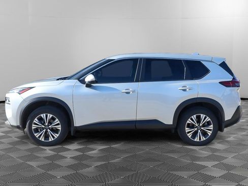 Used 2023 Nissan Rogue SV image 5