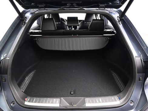 Used 2022 Toyota Venza XLE AWD/4WD image 56