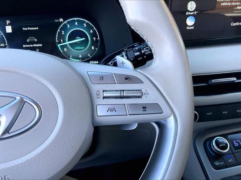 Used 2023 Hyundai Palisade Limited image 25