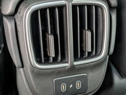 Used 2025 Hyundai Ioniq 6 Limited image 18