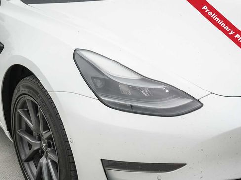 Used 2021 Tesla Model 3 Standard Range Plus RWD image 4