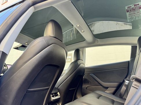 Used 2018 Tesla Model 3 Long Range AWD/4WD image 25