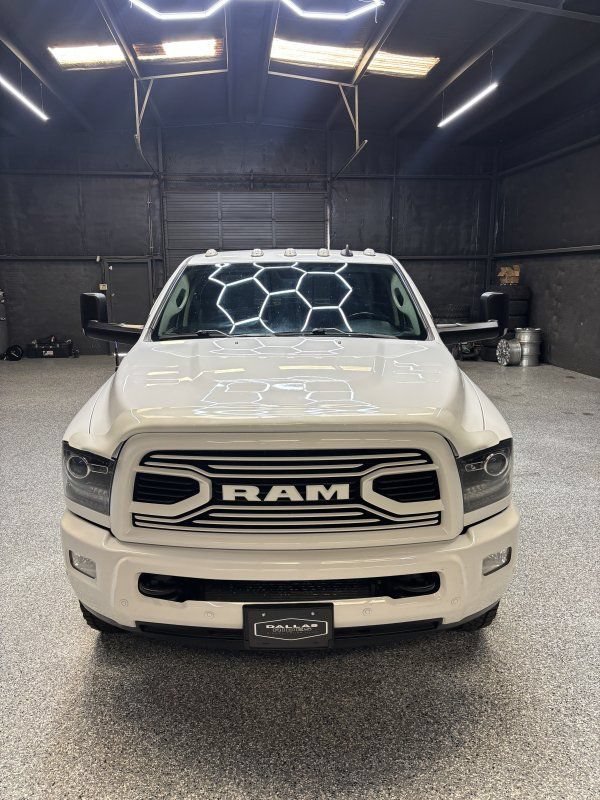 Used 2018 RAM 3500 Laramie w/ Sport Appearance Group AWD/4WD image 2