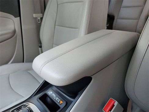 Used 2020 GMC Terrain Denali w/ Denali Premium Package image 28